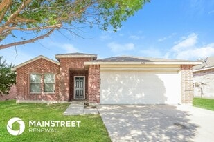 16201 Blanco Ln in Justin, TX - Building Photo