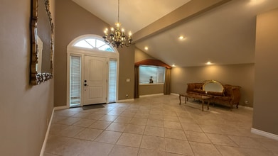 5331 Tattershall Ave in Westminster, CA - Foto de edificio - Building Photo