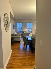 1699 N Downing St, Unit 102 in Denver, CO - Foto de edificio - Building Photo