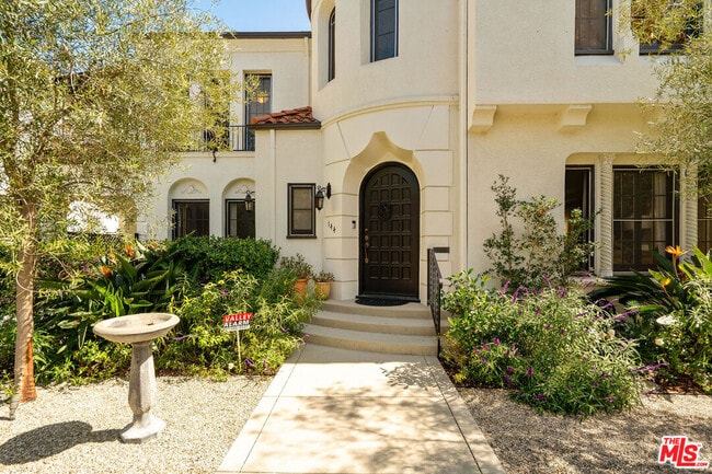 144 S Orange Dr in Los Angeles, CA - Building Photo - Building Photo