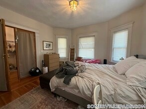 10 Dickson St, Unit 1 in Somerville, MA - Building Photo - Building Photo