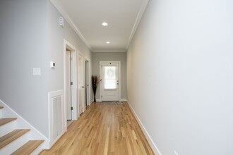 409 Wyndham Dr in Chapel Hill, NC - Building Photo - Building Photo