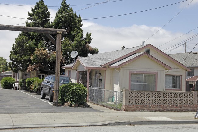 1625-1635 Mono Ave in San Leandro, CA - Building Photo - Building Photo