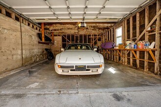 468 Glen Holly Dr in Pasadena, CA - Building Photo - Building Photo