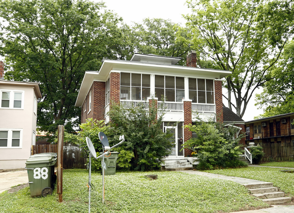 80 N Willett St in Memphis, TN - Building Photo