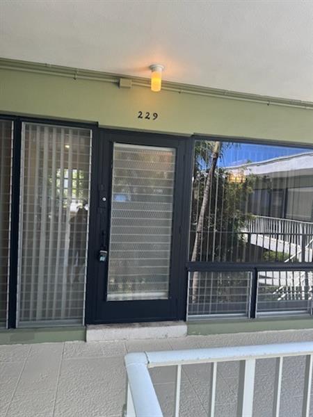 1911 NE 8th Ct in Fort Lauderdale, FL - Building Photo