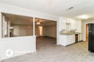 5512 Pleasant Meadow Dr in North Richland Hills, TX - Building Photo - Building Photo