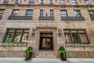 1255 N State Pkwy in Chicago, IL - Building Photo