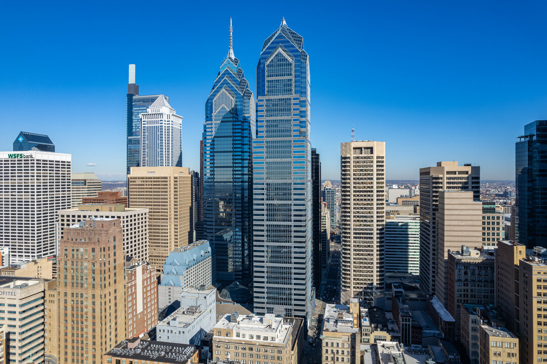 The Residences at Two Liberty Place in Philadelphia, PA - Building Photo