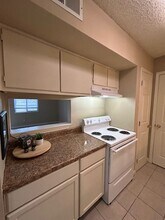 843 Hammond Manor Dr in Baton Rouge, LA - Building Photo - Building Photo