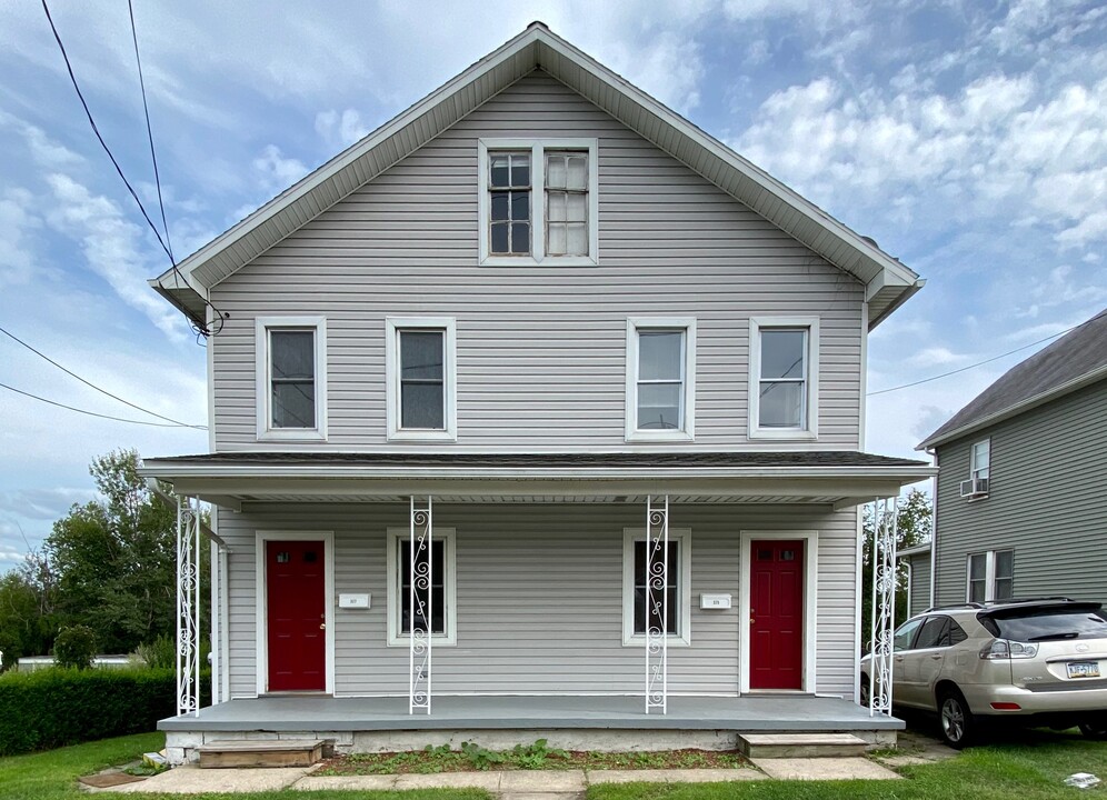 327 S Keyser Ave in Old Forge, PA - Building Photo