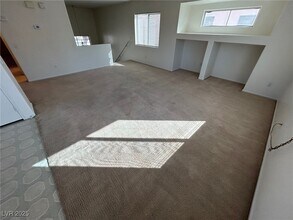 5325 Clover Blossom Ct in North Las Vegas, NV - Building Photo - Building Photo