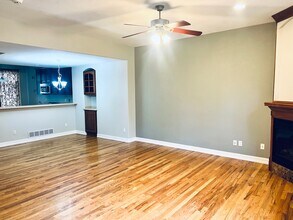 2317 Decatur St in Denver, CO - Foto de edificio - Building Photo