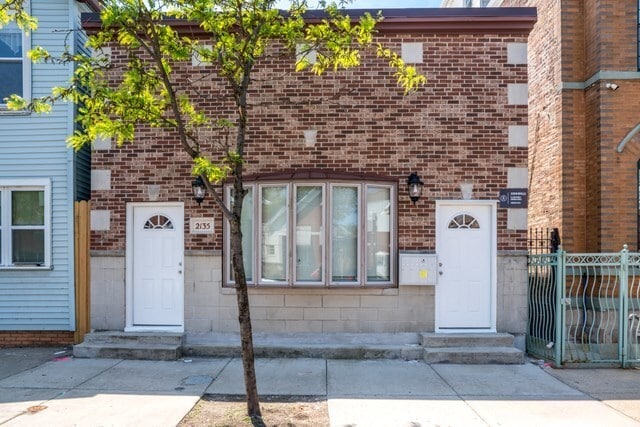 property at 2135 W 19th St