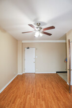 6233 N Winthrop Ave, Unit #616 in Chicago, IL - Building Photo - Building Photo