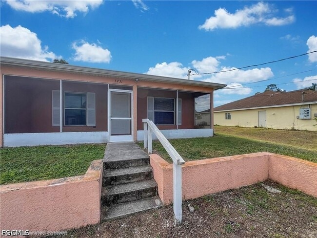 property at 5231 27th St SW