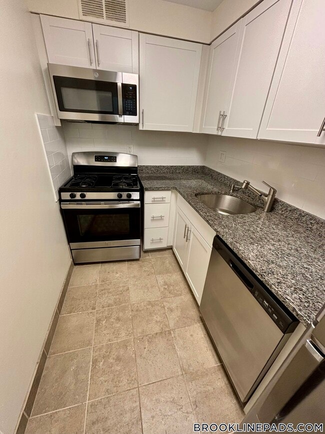 185 Freeman St, Unit 432