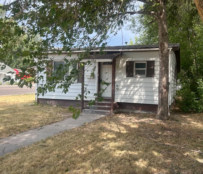 property at 292 Randolph Ave