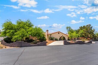 9385 Mohawk St in Las Vegas, NV - Building Photo - Building Photo