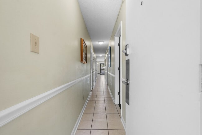 1639 Sedgefield Dr in Murrells Inlet, SC - Building Photo - Building Photo