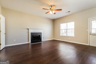 125 Labrea Blvd in Mcdonough, GA - Building Photo - Building Photo