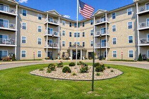 ST. CLAIR LANDINGS in Port Huron, MI - Building Photo