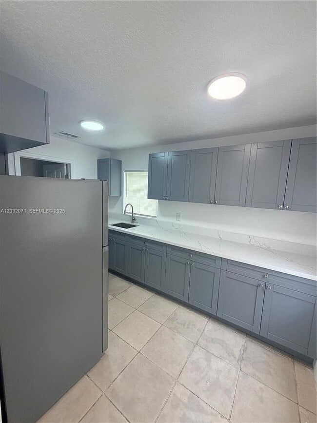 property at 753 SW 3rd Pl