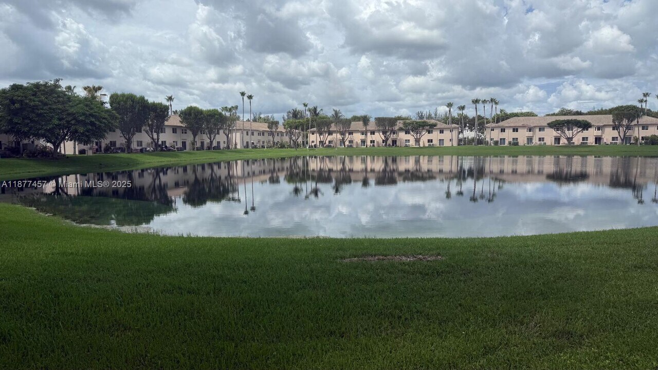 2650 SE 12th Pl in Homestead, FL - Building Photo