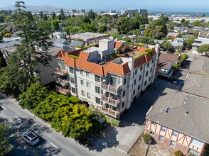 1226 El Camino Real in Burlingame, CA - Building Photo - Building Photo