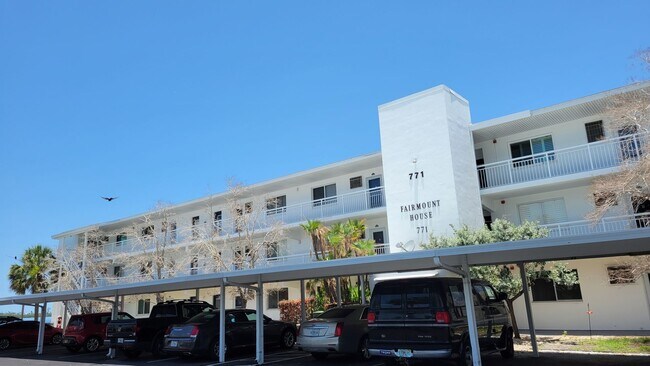 771 John Ringling Blvd in Sarasota, FL - Building Photo - Building Photo