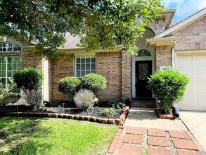 19942 Cresent Creek Dr in Katy, TX - Building Photo - Building Photo