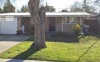 953 Joan St in West Sacramento, CA - Building Photo