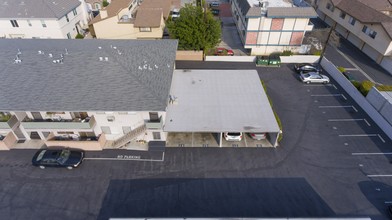 922 W Duarte Rd in Arcadia, CA - Building Photo - Building Photo