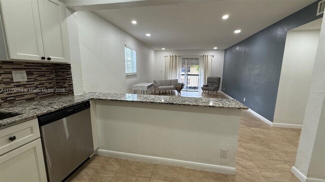 4166 NW 90th Ave in Coral Springs, FL - Building Photo - Building Photo