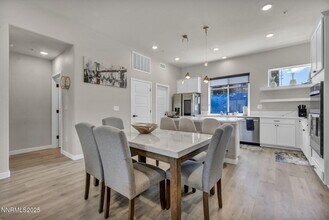 150 Rissone Ln in Reno, NV - Building Photo - Building Photo