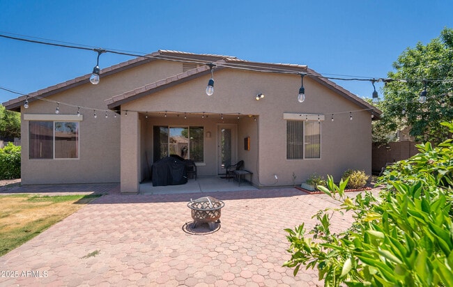 1302 E Ebony Dr in Chandler, AZ - Building Photo - Building Photo