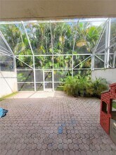 9801 NW 45th Ln in Doral, FL - Building Photo - Building Photo