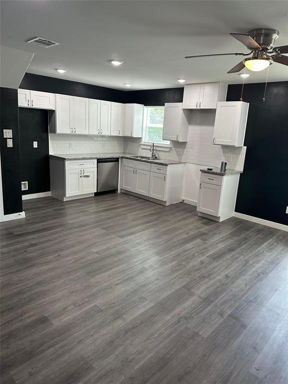 property at 7802 Crestview Dr