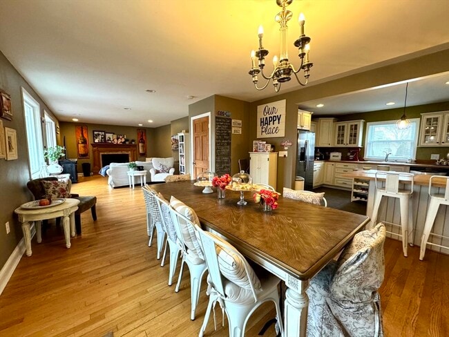 property at 1118 Trapelo Rd