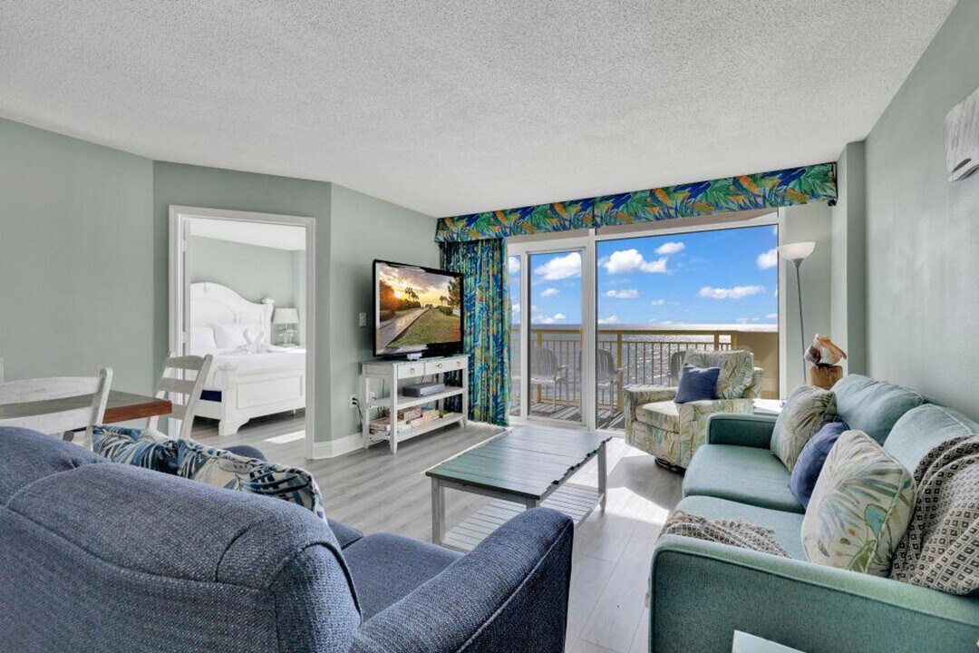 2701 S Ocean Blvd in North Myrtle Beach, SC - Foto de edificio