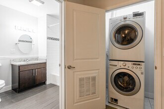 120 Halsted Street in East Orange, NJ - Building Photo - Interior Photo
