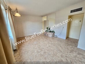 3240 E Halcyon Pl in Tucson, AZ - Building Photo - Building Photo