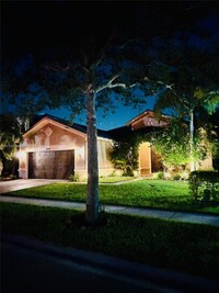 3972 Cascade Terrace in Weston, FL - Building Photo - Building Photo