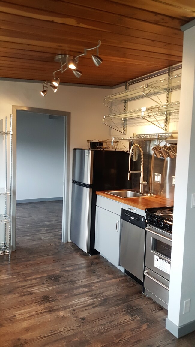 3200 E Madison St in Seattle, WA - Building Photo - Building Photo