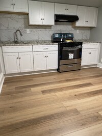 3011 Glenmore Ave photo'