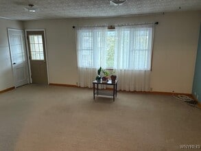 247 Commonwealth Ave in Buffalo, NY - Building Photo - Building Photo