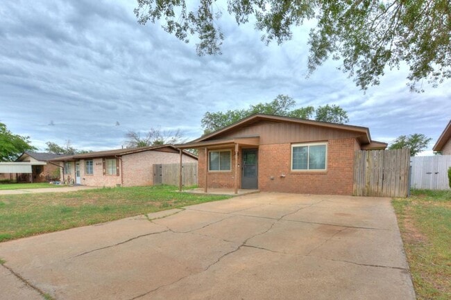6403 28th St in Lubbock, TX - Building Photo - Building Photo