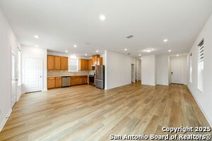10643 Military Dr W in San Antonio, TX - Building Photo - Building Photo