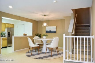 311 Brookfield Dr in Jackson Township, NJ - Building Photo - Building Photo
