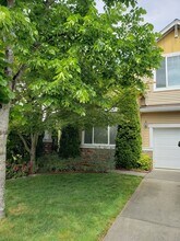 7134 Montevista Dr SE in Auburn, WA - Building Photo - Building Photo